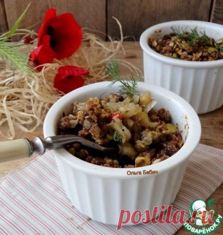 Ржаной крамбл с печеными баклажанами
