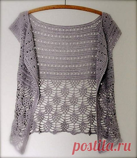 (1) Nice free pattern on Ravelry! Ariane by Peggy Grand - This pattern is available as a free Ravelry download | Crochet patterns