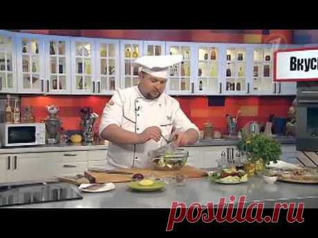 Салаты с копченой рыбой: 5 вкусных рецептов / Простые рецепты