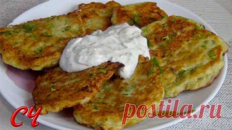 Оладьи Куриные с Кабачком и с Вкусным Соусом.Очень Вкусные и Мягкие ! Оладьи очень вкусные ,готовьте сразу двойную порцию и обязательно с соусом!РЕЦЕПТкуриное филе....250 гкабачок.....200 гяйцо....1 штмука....1,5-2,5 ст.лразрых...