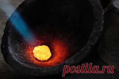 Доходы от нелегальной добычи золота в Мадре-де-Диос вдвое превосходят доходы от наркоторговли. Как живут и работают старатели в перуанских джунглях – рассказывает фотограф Андрей Гордасевич.