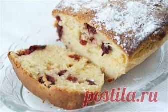 Очень вкусный кекс с вишней 

 
Ингредиенты: Мука — 250 гр Яйцо — 4 шт Сахар — 200 гр Подсолнечное масло — 150 мл Вода — 150 мл Разрыхлитель — 12 гр Вишня — 1 стакан Сахарная пудра — для посыпки
Рецепт приготовления очень вкусно…