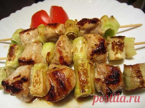 Куриные шашлычки с кабачками