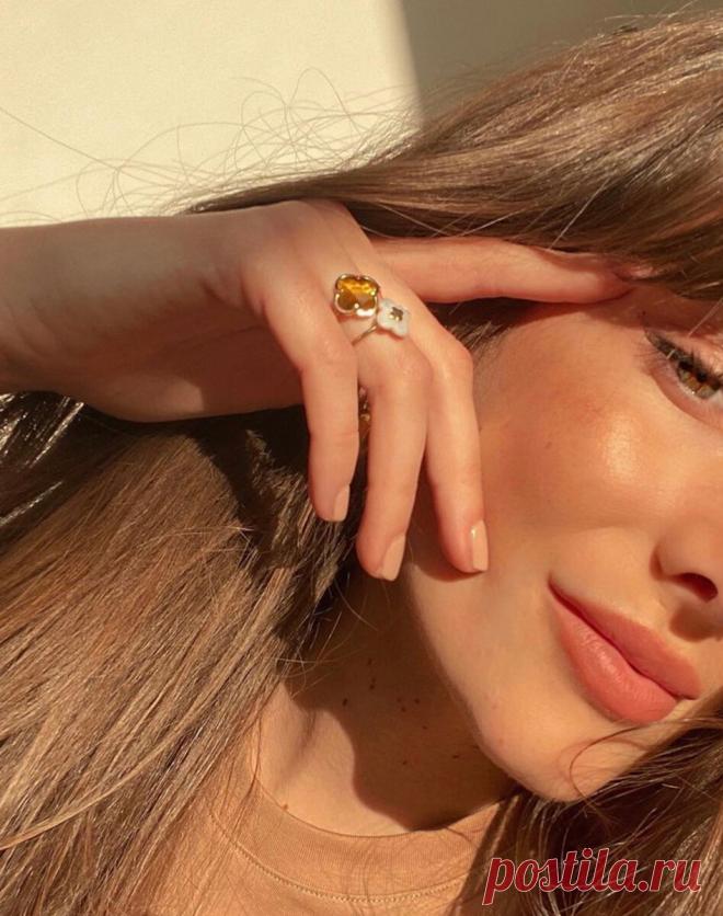 Люксовая помада-бальзам, которая вместе со мной уже 6 лет | цена-качество
Есть ли у вас косметический продукт, с которым вы не расстаётесь долгие годы обновляя его все вновь и вновь. У меня такая история с моей любимой помадой-бальзамом Chubby Stick — я впервые получила её на день рождения лет 6 назад и до сих пор он является одним из моих продуктов для губ. Рассказываю о помаде, […]
Читай дальше на сайте. Жми подробнее ➡