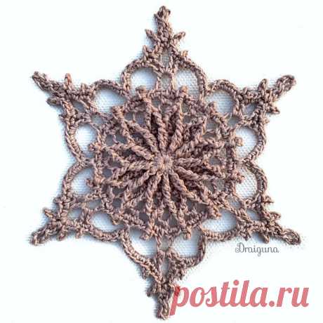 Новогодняя 3D снежинка крючком   .
