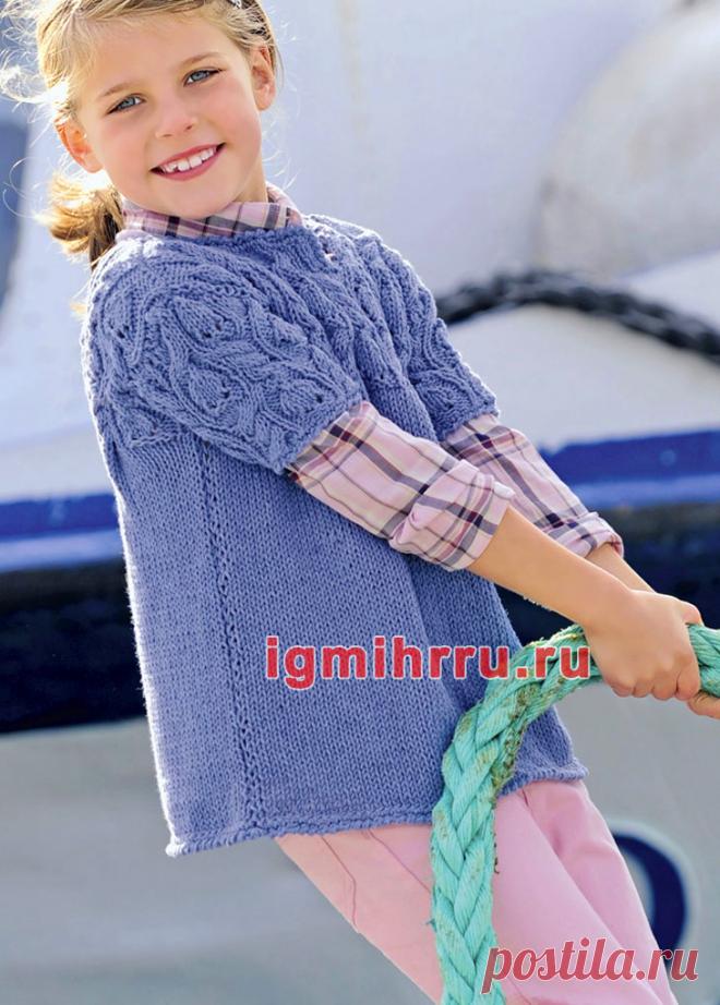 Для девочки 2-8 лет. Туника с рельефным узором «косы листочками». Вязание спицами для детей. Вязание спицами для девочек