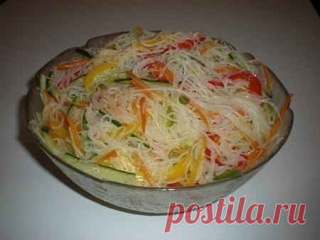 Как приготовить салат фунчоза с овощами - рецепт, ингредиенты и фотографии
