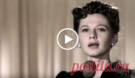 Полина Агуреева: актерское исполнение «Два сольди» в фильме «Ликвидация» Уже в первой своей кинороли, в мелодраме «Долгое прощание» Полина Агуреева открыла еще одну грань своего таланта, исполнив романс на слова Марины Цветаевой под собственный гитарный аккомпанемент. В фильме «Ликвидация» актриса исполняет ряд песен и романсов, среди которых «Два сольди» и...