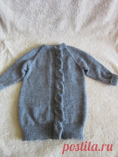 Кардиган с планкой из листочков.