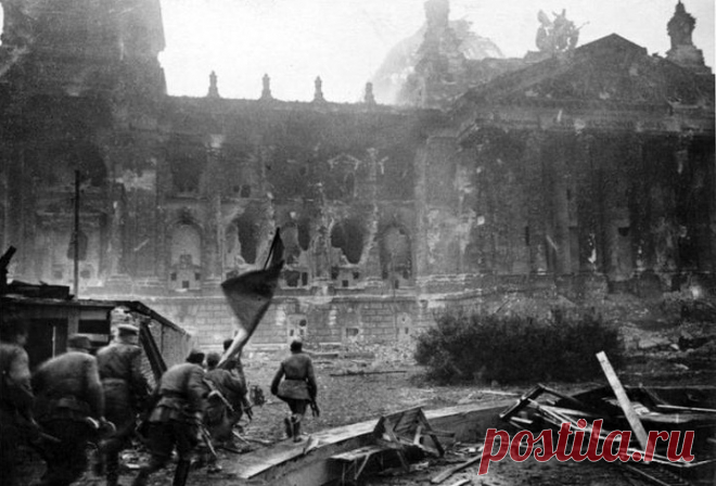 «Моряки отряда особого назначения СС»: кто защищал Рейхстаг в 1945 году О взятии Рейхстага советскими солдатами слышал каждый. Но что мы в действительности знаем о нем? Мы расскажем о том, кого отправляли против РККА, как искали Рейхстаг и сколько всего было знамен.