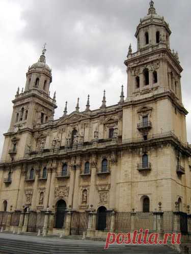 Robert Bovington - Jaén Cathedral | Maria C Lopez Perez приколол(а) это к доске JAEN mi provincia, mi ciu…