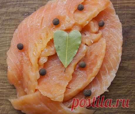 Горбуша и Голец (Кунджа). Вкусно и бюджетно. Как правильно засолить красную рыбу. | Правильно, готовим! | Дзен
