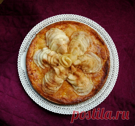 Яблочная кростата. Получится даже у тех, у кого  нет скалки для раскатывания теста! Возможно, на первый взгляд кростата покажется сложной для исполнения, но, как говорится "глаза бояться, а руки делают" или "не так страшен черт, как его малюют"))) Такая кростата получится даже у тех,…