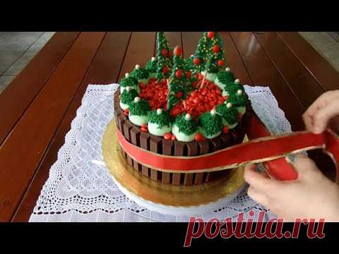 Decorando Bolo de Natal com Kit Kat - Tutorial passo a passo