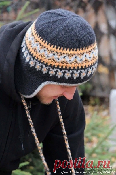 Шапка с ушками жаккардом.
Вязали похожее - делитесь в комментариях
#шапка_жаккард@knit_man, #шапка_спицами@knit_man

Размеры шапки: (XXS-S)M-L(XL-XXL)

Материалы: пряжа Sandnes Peer Gynt (100% шерсть, 91 м/50 г) по 50 г черного, белого/серого и серого/оранжевого цветов, короткие круговые спицы № 3 и № 3,5, крючок № 3.

Описание работы: Начинайте вязать с «ушек». Для одного «ушка» наберите на спицы № 3,5 черной нитью (7)7(9) п. Вяжите лиц. гладью, прибавляя по 1 п. с каждой...