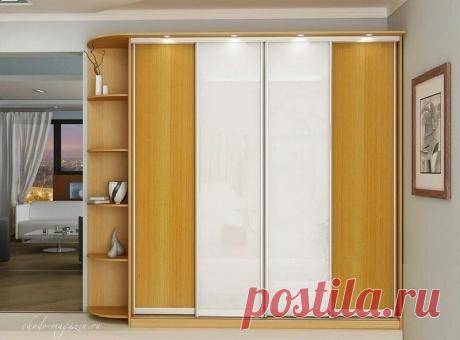 Шкаф купе 4-х дверный с монолитными фасадами цветное стекло + ЛДСП купить по цене 49 000 руб. в Москве — интернет магазин chudo-magazin.ru