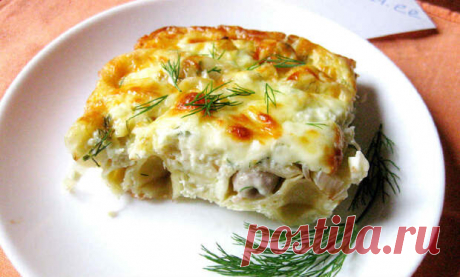 Быстрые блюда из пельменей - БУДЕТ ВКУСНО! - медиаплатформа МирТесен Однажды позвонила подруга и сообщила, что через полчаса забежит в гости. Честно скажу: в холодильнике было хоть шаром покати. Но не могу же я посадить гостей за пустой стол и оставить их голодными. Именно в тот вечер арсенал моих рецептов «на скорую руку» пополнили быстрые блюда из пельменей.