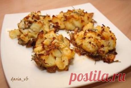 Картофель «Crash Hot Potatoes», сваренный и запеченный.