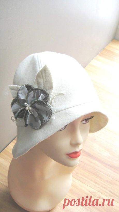 Cloche SEWING HAT PATTERN-medium - Roaring 20s flapper Cloche hat sewing pattern