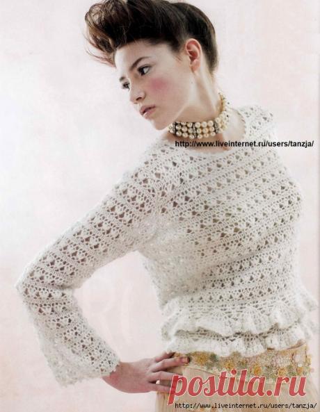 Кружевной джемпер с баской (крючок).