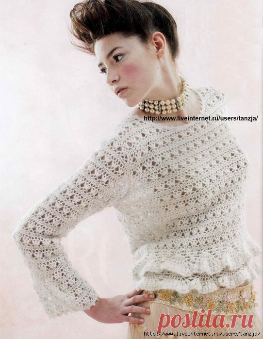 Кружевной джемпер с баской (крючок).