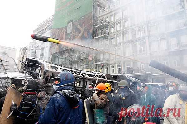 После захвата администраций во Львове, Ровно, Ивано-Франковске митингующие блокировали администрации в Полтаве,  Черкассах и Виннице&nbsp; &nbsp;Выживи сам