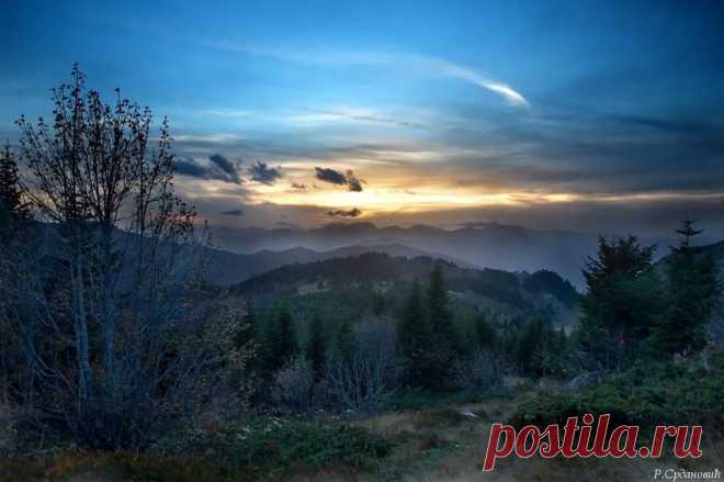 (5) Montenegro Outdoor Team