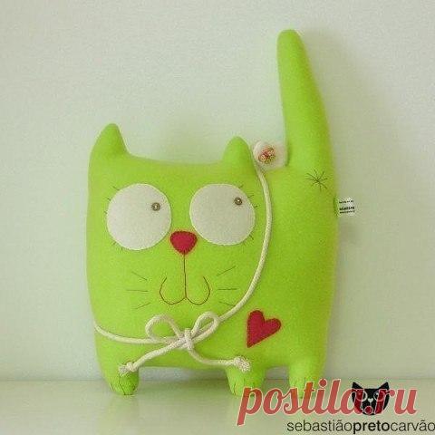 Котоподушки своими руками.