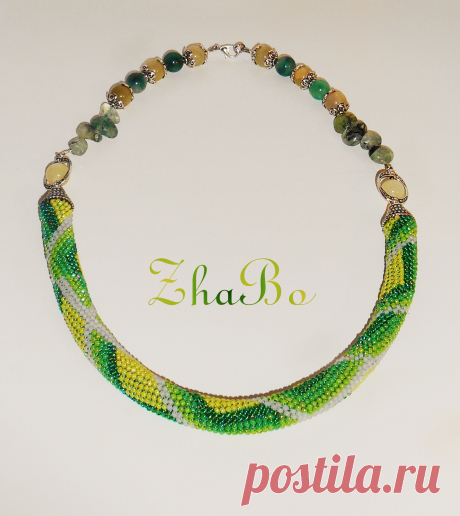 Колье из натуральных камней. Агат, Кварц, Японский бисер