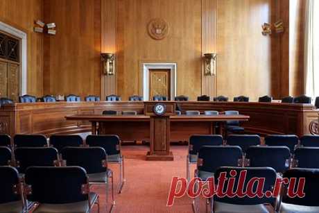В Сенате США призвали Палату представителей принять проект помощи Украине. Лидер демократов в Сенате США Чак Шумер заявил, что Палата представителей должна проект помощи Украине. Сенатор призвал лидеров нижней палаты Конгресса США поступить правильно и разрешить голосование. Ранее Сенат одобрил законопроект о предоставлении помощи Украине, Израилю и Тайваню на сумму 95 миллиардов долларов.