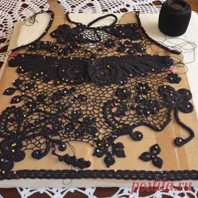 ..recordando... #irishcrochetlace #irishcrochet #croche#crocheirlandes #renda #ganchillo #fashion #luxury #crochetluxury #crochet #weeding #bridal #noivas #ca#feitoamao #ivelisefeitoamao #lace #lacecrochet #handmade