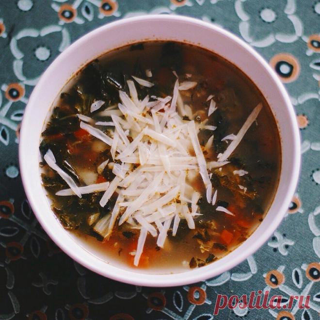 Умбрийский овощной суп
Цикл - Интересные рецепты от ВСЁВСЁ.РУ 
--------------------
Можно использовать на замену те ингредиенты которые под рукой и в доступности.
ИНГРЕДИЕНТЫ НА 12 ПОРЦИЙ
Листья базилика - ½ стакана 
Оливковое масло extra virgin - ¼ стакана 
Петрушка - 6 стеблей 
Чеснок - 4 зубчика 
Репчатый лук - ½ головки 
Картофель - 230 г 
........
Весь рецепт доступен в наших соц страницах
С уважением Ваш ВСЁВСЁ.РУ