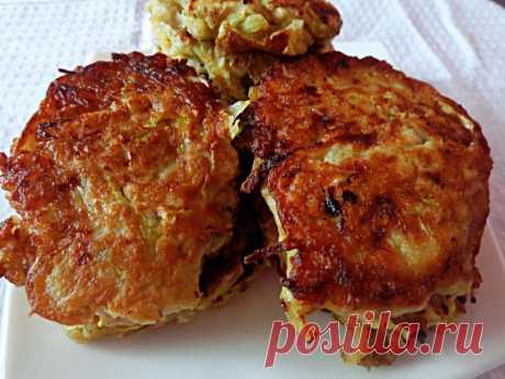 Ароматные луковые котлеты с картошкой и капустой: не уступают куриным 


Антикризисный рецепт!









Ингредиенты: 
Лук — 6-7 шт.Капуста — половинка маленькой головкиЯйца — 3 шт.Готовое картофельное пюре (заправленное молоком и сливочным маслом) — небольшая пиала.Мука…
