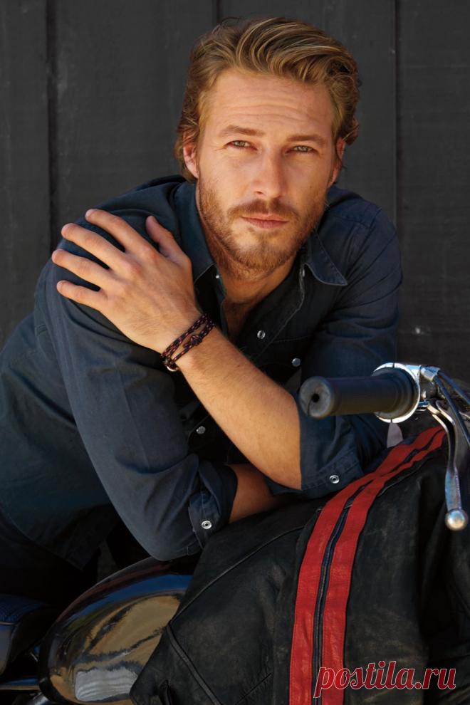 Люк Брейси, 26 апреля, 1989