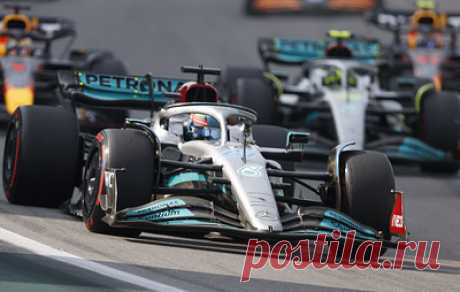 Расселл выиграл Гран-при Бразилии &quot;Формулы-1&quot; и одержал первую победу в сезоне. Команда &quot;Ред Булл&quot; не сумела выиграть этап чемпионата мира текущего сезона впервые за 10 гонок