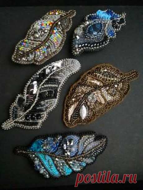 Броши ручной работы. Брошь Перо. Maruf. Ярмарка Мастеров. Перышко, перо бисером, канитель