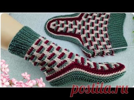 НОСОЧКИ  НА ДВУХ СПИЦАХ. ПОДРОБНЫЙ МАСТЕР-КЛАСС.