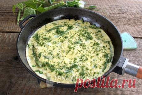 Омлет с зеленым горошком и стручковой фасолью
