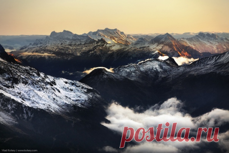 Путь на Монблан. Французские Альпы. Автор снимка – Владимир Куцый: nat-geo.ru/photo/user/283851/