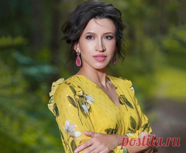 Елену Борщеву сравнили с Мэри Поппинс: звезда КВН очаровала фанатов нежным образом