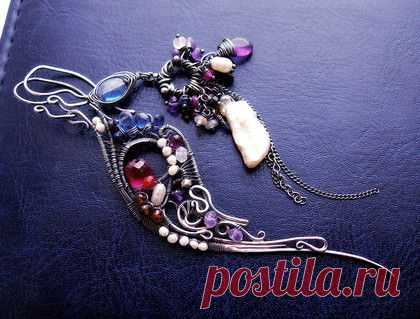 Купить Вариация на тему серег Diphyllodes - крылья, асимметрия, серебряные серьги, яркие серьги, desordre