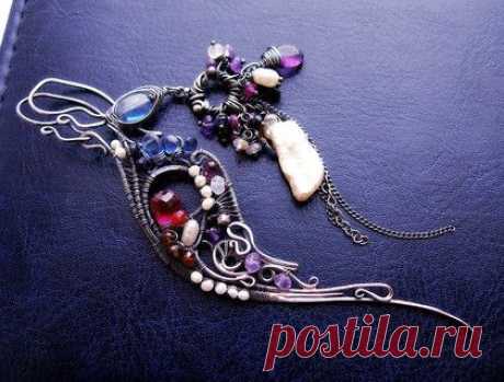 Купить Вариация на тему серег Diphyllodes - крылья, асимметрия, серебряные серьги, яркие серьги, desordre