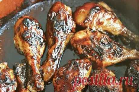 Запеченные куриные ножки в медовой глазури от шеф-повара Гордона Рамзи - 7Дней.ру Сытное и вкусное блюдо из книги культового телеведущего «Здоровый аппетит» (КукБукс).