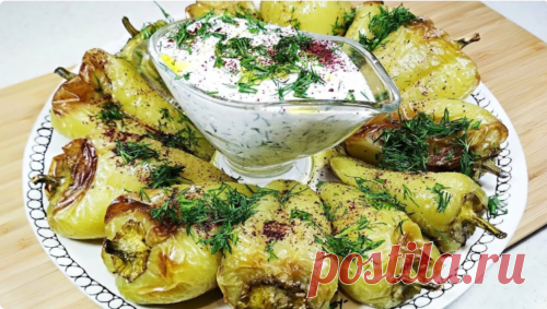 Рецепт очень вкусной закуски из болгарского перца в сметанном соусе