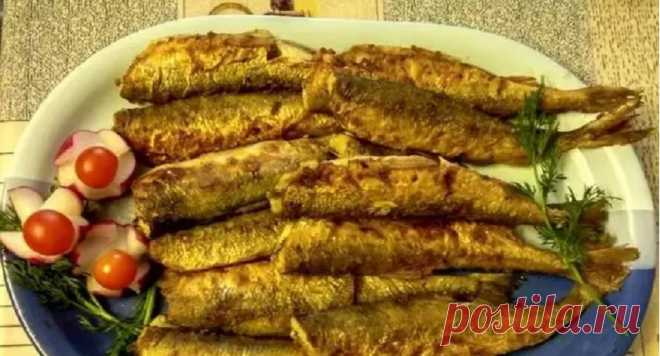 Рыба по-ленинградски: незабываемый вкус из советского прошлого
Каждый, кто хотя бы в детстве застал советские столовые, должен помнить такое не замысловатое на первый взгляд блюдо, как жареная рыба, которая чаще всего подавалась вместе с отварным картофелем. Данное блюдо обладает не только хорошими вкусовыми качествами, но и невысокой стоимостью. При этом оно содержит сбалансированное количество питательных и полезных веществ, а самое главное, у […]
Читай дальше на сайте. Жми подробнее ➡