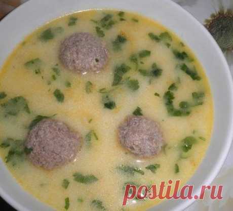 СЫРНЫЙ СУП С ФРИКАДЕЛЬКАМИ