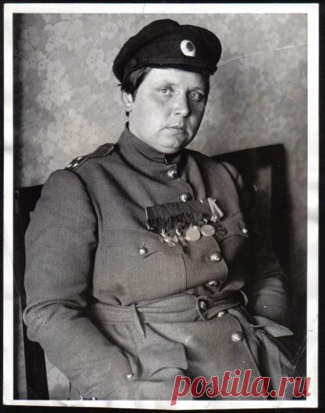 Мария Бочкарёва или как большевики "изнасиловали" весь женский батальон Смерти.