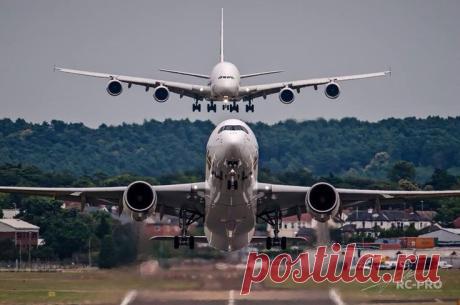 Найдено на сайте theaviationist.com.
