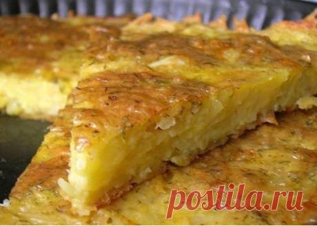 Запеканка из тертого картофеля с сыром и чесноком