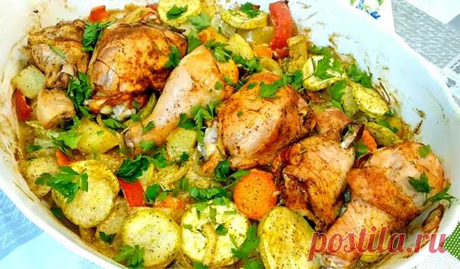 Курица с овощами в духовке